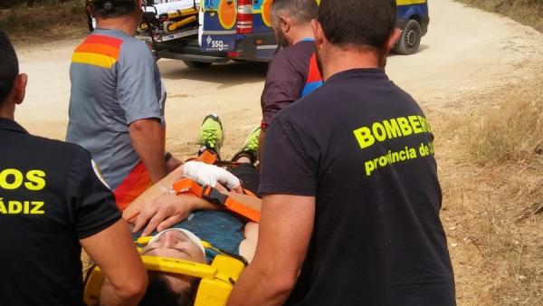 Cádiz.- Sucesos.- Trasladan al hospital a un ciclista accidentado en El Madroñal Las Abiertas, en El Bosque Cádiz.- Sucesos.- Trasladan al hospital a un ciclista accidentado en El Madroñal Las Abiertas, en El Bosque