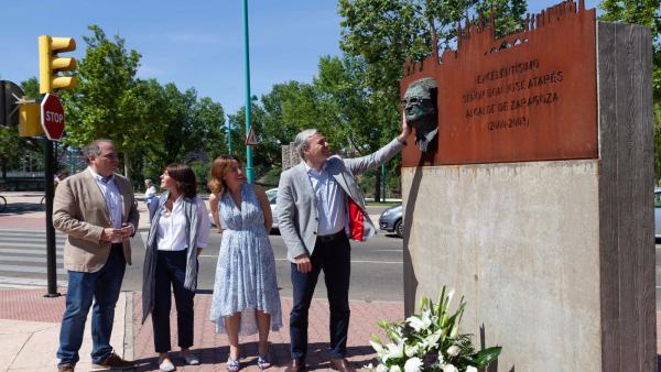 Zaragoza.- Azcón apuesta por normalizar las relaciones institucionales con el Gobierno de Aragón Zaragoza.- Azcón apuesta por normalizar las relaciones institucionales con el Gobierno de Aragón