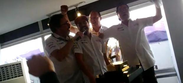 La fiesta de Fernando Alonso en Le Mans
