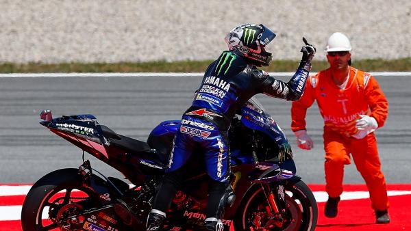 Peineta de Viñales a Lorenzo en Cataluña Peineta de Viñales a Lorenzo en Cataluña