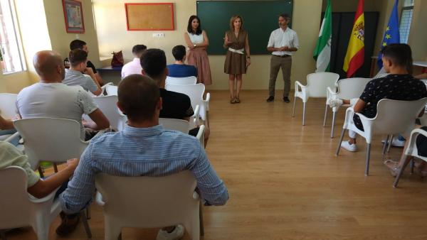 Córdoba.-Educación.-Una decena de menores del Centro de Internamiento Medina Azahara logran el título de graduado en ESO Córdoba.-Educación.-Una decena de menores del Centro de Internamiento Medina Azahara logran el título de graduado en ESO