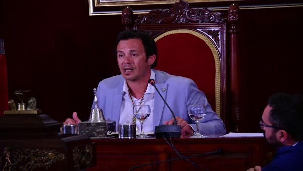 SESIÓN DE CONSTITUCIÓN DEL AYUNTAMIENTO DE CÁDIZ SESIÓN DE CONSTITUCIÓN DEL AYUNTAMIENTO DE CÁDIZ