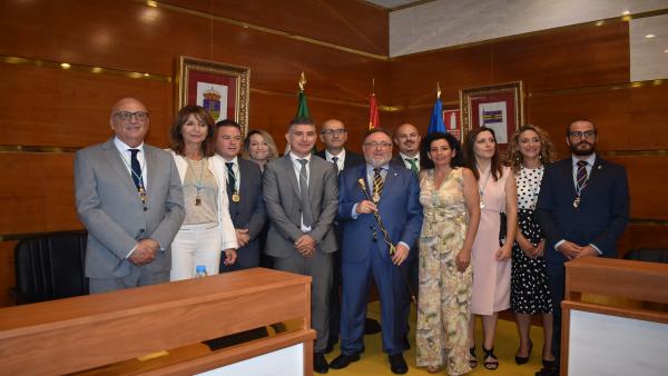 Málaga.- El alcalde de Alhaurín de la Torre destaca 'gran valía profesional y experiencia' del nuevo equipo de gobierno Málaga.- El alcalde de Alhaurín de la Torre destaca 'gran valía profesional y experiencia' del nuevo equipo de gobierno