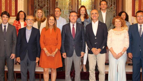 Equipo de Gobierno del Ayuntamiento de Sevilla Equipo de Gobierno del Ayuntamiento de Sevilla