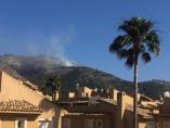 Alicante.- Sucesos.- Declarado un incendio forestal en el parque natural de Sierra Helada de Benidorm