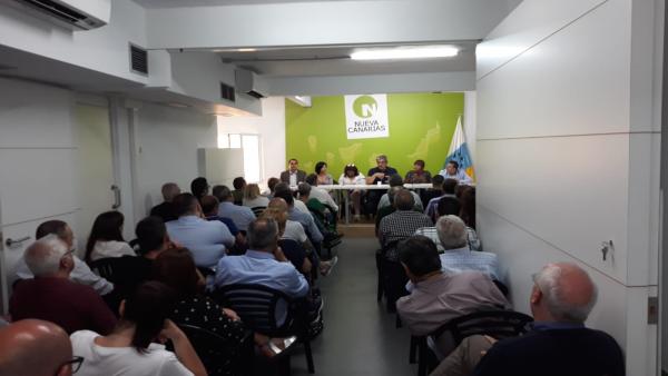 NC apoyará al PSOE pese a su actitud 'incoherente' pero no descarta explorar otras alternativas NC apoyará al PSOE pese a su actitud 'incoherente' pero no descarta explorar otras alternativas