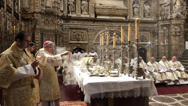 El arzobispo de Toledo volverá a sus 'obligaciones habituales' tras ser sometido a una laparoscopia El arzobispo de Toledo volverá a sus 'obligaciones habituales' tras ser sometido a una laparoscopia