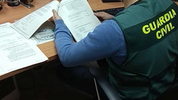 Sucesos.-Dos detenidos por un robo con violencia e intimidación y otro de detención ilegal en Tordesillas Sucesos.-Dos detenidos por un robo con violencia e intimidación y otro de detención ilegal en Tordesillas