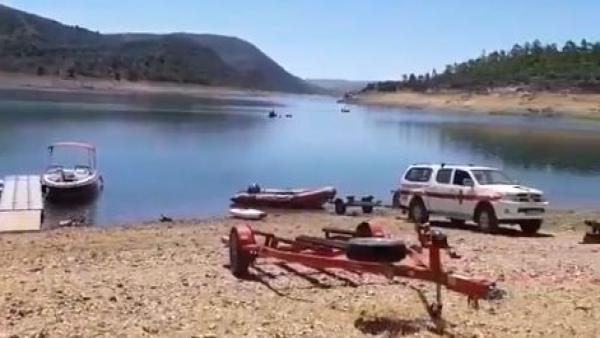 La búsqueda del hombre desaparecido en el embalse del Cíjara 'está siendo difícil' porque tiene 'mucha profundidad' La búsqueda del hombre desaparecido en el embalse del Cíjara 'está siendo difícil' porque tiene 'mucha profundidad'