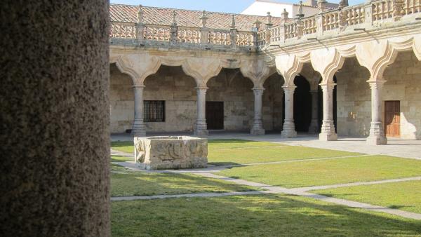 Fomento licita obras de restauración de las Escuelas Menores de la Universidad de Salamanca por 1,5 millones Fomento licita obras de restauración de las Escuelas Menores de la Universidad de Salamanca por 1,5 millones