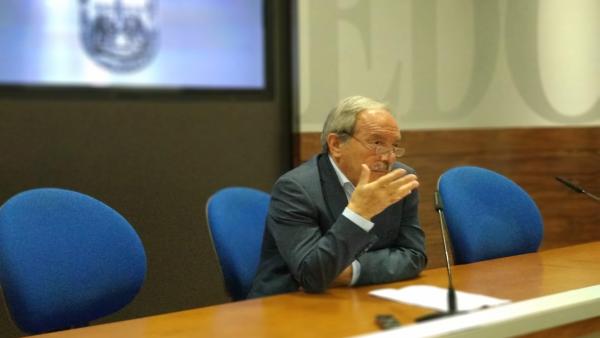 Oviedo.- López (PSOE) advierte de que el futuro de La Vega puede 'peligrar' si el nuevo Gobierno es 'osado' con Defensa Oviedo.- López (PSOE) advierte de que el futuro de La Vega puede 'peligrar' si el nuevo Gobierno es 'osado' con Defensa