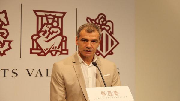 Cantó (Cs) augura 'malos presagios' de confirmarse el 'número mágico' de 13 consellerias en el Botànic II Cantó (Cs) augura 'malos presagios' de confirmarse el 'número mágico' de 13 consellerias en el Botànic II