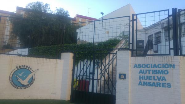 Huelva.- Ánsares hace un llamamiento y busca voluntarios para su campamento de verano de niños con autismo Huelva.- Ánsares hace un llamamiento y busca voluntarios para su campamento de verano de niños con autismo