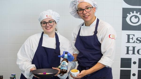 Jaén.- El equipo de la Escuela de Hostelería Fundación Cruzcampo gana el concurso gastronómico Talentchef Jaén.- El equipo de la Escuela de Hostelería Fundación Cruzcampo gana el concurso gastronómico Talentchef