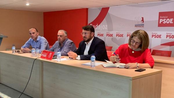El PSOE de Badajoz propone a sus 20 diputados provinciales El PSOE de Badajoz propone a sus 20 diputados provinciales