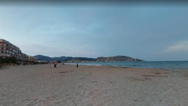 Playa del Salatar, en Roses Playa del Salatar, en Roses