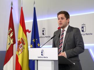 Hernando no cree que Cs haya alcanzado un acuerdo con PSOE en C-LM porque sean 'amigos' sino para tener 'influencia'
