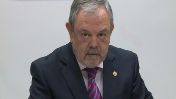 Gobierno Vasco reduce una décima su previsión de crecimiento pero cree que se crearán 1.300 empleos más de lo previsto Gobierno Vasco reduce una décima su previsión de crecimiento pero cree que se crearán 1.300 empleos más de lo previsto