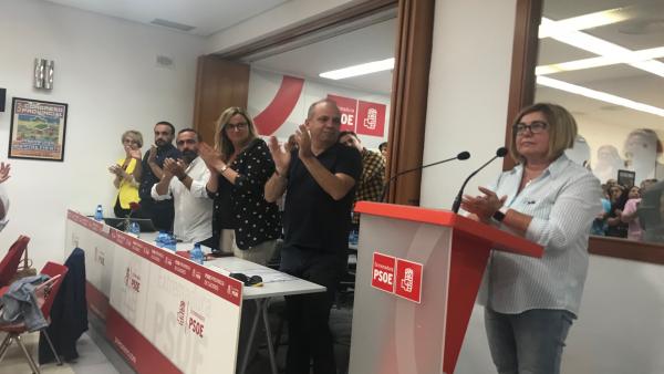 El Comité provincial propone por aclamación a Charo Cordero como presidenta de la Diputación de Cáceres El Comité provincial propone por aclamación a Charo Cordero como presidenta de la Diputación de Cáceres