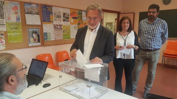 El censo de VTLP refrenda con un 90,4% de apoyo la entrada de sus ediles en el Gobierno del Ayuntamiento de Valladolid El censo de VTLP refrenda con un 90,4% de apoyo la entrada de sus ediles en el Gobierno del Ayuntamiento de Valladolid