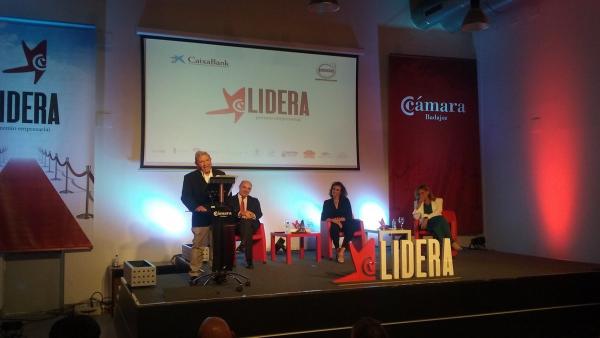 El empresario Manuel Vázquez Gimón recibe el V Premio Lidera de la Cámara de Comercio de Badajoz El empresario Manuel Vázquez Gimón recibe el V Premio Lidera de la Cámara de Comercio de Badajoz