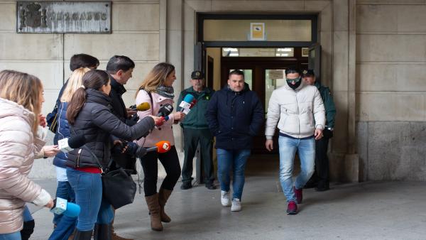 Miembros de La Manada siguen por videoconferencia en la Audiencia de Sevilla la vista sobre su posible prisión Miembros de La Manada siguen por videoconferencia en la Audiencia de Sevilla la vista sobre su posible prisión