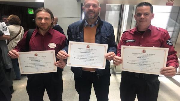 Reconocen con una Mención Honorífica la labor realizada por el equipo de seguridad de O Marisquiño tras el accidente Reconocen con una Mención Honorífica la labor realizada por el equipo de seguridad de O Marisquiño tras el accidente