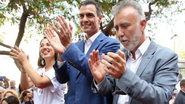Pedro Sánchez y Ángel Vïctor Pérez Pedro Sánchez y Ángel Vïctor Pérez