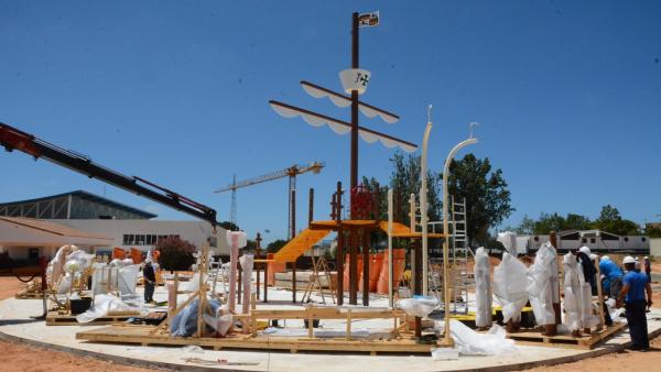 Huelva.- El alcalde de Palos visita la sobras del parque acuático municipal que avanzan a 'buen ritmo' Huelva.- El alcalde de Palos visita la sobras del parque acuático municipal que avanzan a 'buen ritmo'