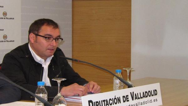 González Trapote se impone a la propuesta de la Ejecutiva y será el diputado del PSOE por la zona de Medina de Rioseco González Trapote se impone a la propuesta de la Ejecutiva y será el diputado del PSOE por la zona de Medina de Rioseco