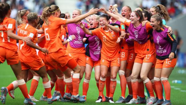 Holanda gana a Canada en el Mundial femenino Holanda gana a Canada en el Mundial femenino