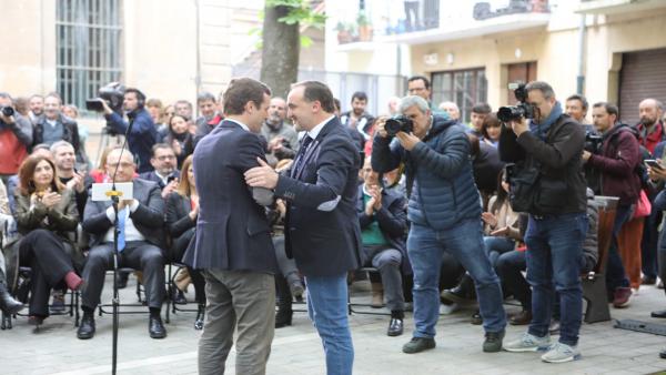 Ofrenda floral a la Virgen Dolorosa en Pamplona con la participación del presidente del PP, Pablo Casado Ofrenda floral a la Virgen Dolorosa en Pamplona con la participación del presidente del PP, Pablo Casado