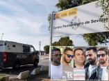 El furgón con La Manada ingresa en prisión
