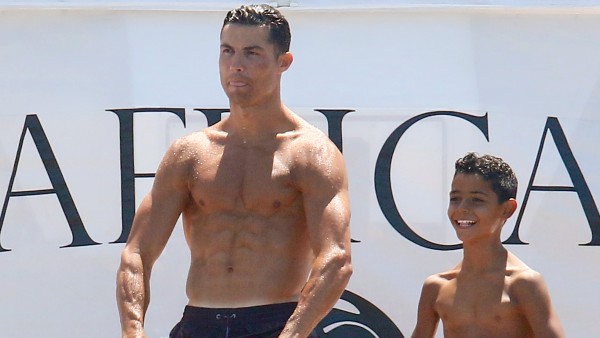 Cristiano Ronaldo y su hijo Cristiano Ronaldo y su hijo