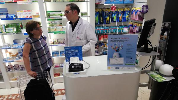 Imagen de la cartelería de la campaña en una farmacia logroñesa Imagen de la cartelería de la campaña en una farmacia logroñesa