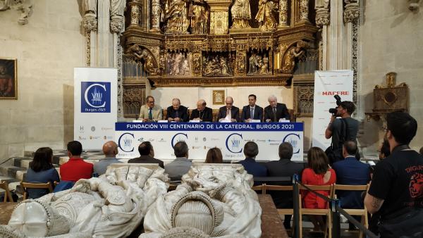 Firma del convenio entre Mapfre y la Fundación Catedral de Burgos Firma del convenio entre Mapfre y la Fundación Catedral de Burgos