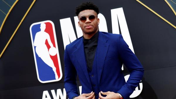 Giannis Antetokounmpo Giannis Antetokounmpo