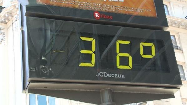 Termómetro en Bilbao marca 36 grados Termómetro en Bilbao marca 36 grados