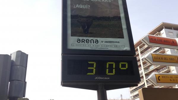 Les temperatures màximes es mantenen estables al voltant dels 30 graus a la Comunitat Les temperatures màximes es mantenen estables al voltant dels 30 graus a la Comunitat