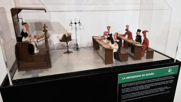 Una de las escenas en plastilina de la exposición Una de las escenas en plastilina de la exposición