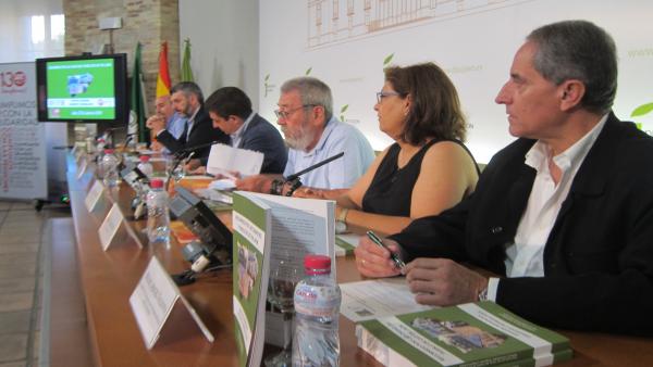Presentación del libro sobre las Casas del Pueblo de UGT Presentación del libro sobre las Casas del Pueblo de UGT