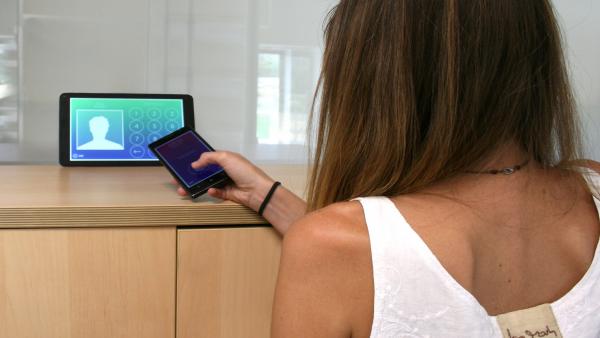 Una empresa de la Tecnópole (Ourense) lanza una app para que los empresarios puedan fichar con el móvil Una empresa de la Tecnópole (Ourense) lanza una app para que los empresarios puedan fichar con el móvil