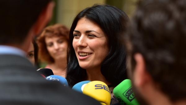 Davó, portaveu d'Unides Podem: "És moment que les dones ocupem llocs de responsabilitat i visibilitat màxima" Davó, portaveu d'Unides Podem: "És moment que les dones ocupem llocs de responsabilitat i visibilitat màxima"