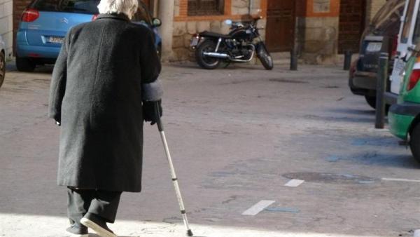 Pensionista, anciana Pensionista, anciana