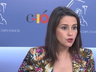 Arrimadas desdeña que "Igea y otros tres" quieran investir a Sánchez