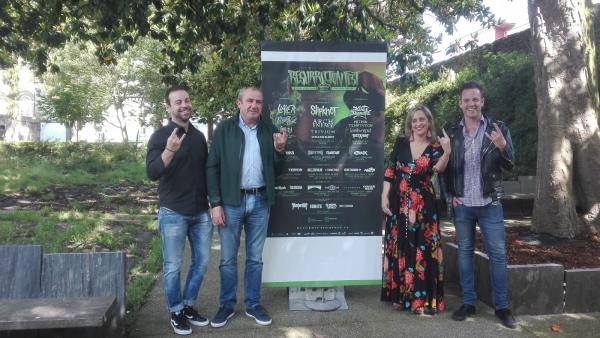 El Resurrection Fest espera reunir a más de 100.000 personas en Viveiro (Lugo). El Resurrection Fest espera reunir a más de 100.000 personas en Viveiro (Lugo).