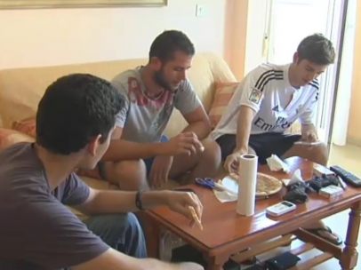 Jóvenes comparten piso