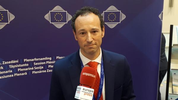 El consejero de Presidencia del Principado de Asturias, Guillermo Martínez, en el Comité de las Regiones. El consejero de Presidencia del Principado de Asturias, Guillermo Martínez, en el Comité de las Regiones.
