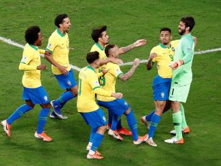 Brasil a cuartos de la Copa América