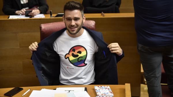 Vox pide datos sobre ayudas a colectivos LGTBI en la Comunidad Valenciana Vox pide datos sobre ayudas a colectivos LGTBI en la Comunidad Valenciana